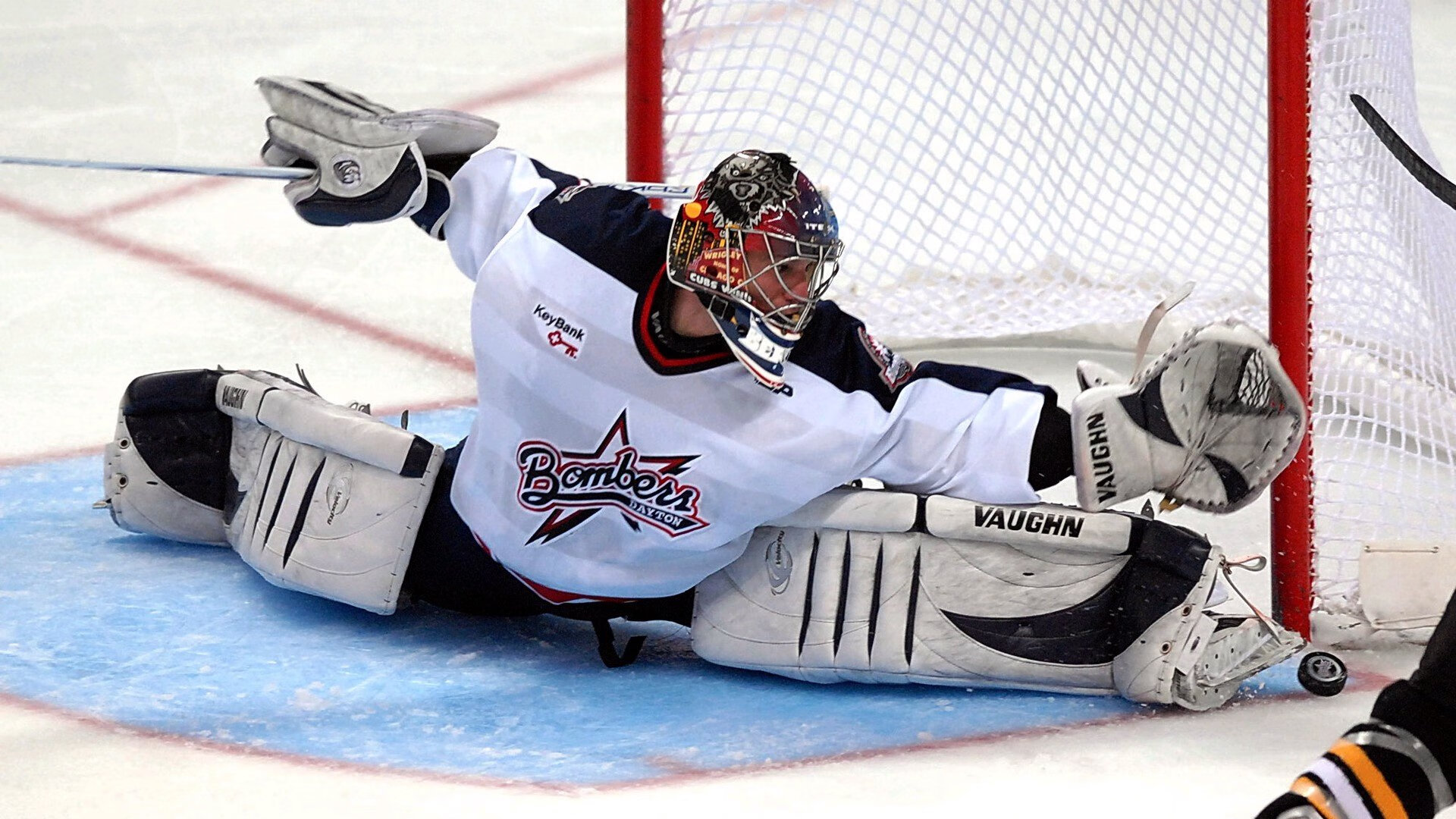 《英雄联盟》2025全球总决赛，上海决战，谁能登顶？，二零二零年英雄联盟全球总决赛